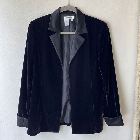 NWOT Midnight Blue Velvet Blazer Black Satin Lapel Cuffs Size M - Picture 1 of 9